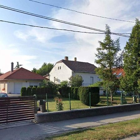 Holiday Home In Keszthely/Balaton 39648 Bagian luar foto