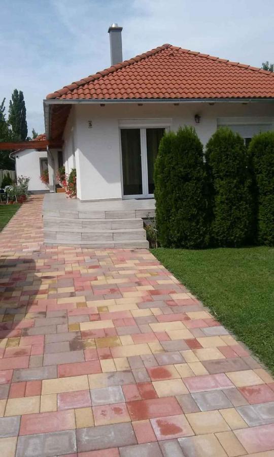 Holiday Home In Keszthely/Balaton 39648 Bagian luar foto