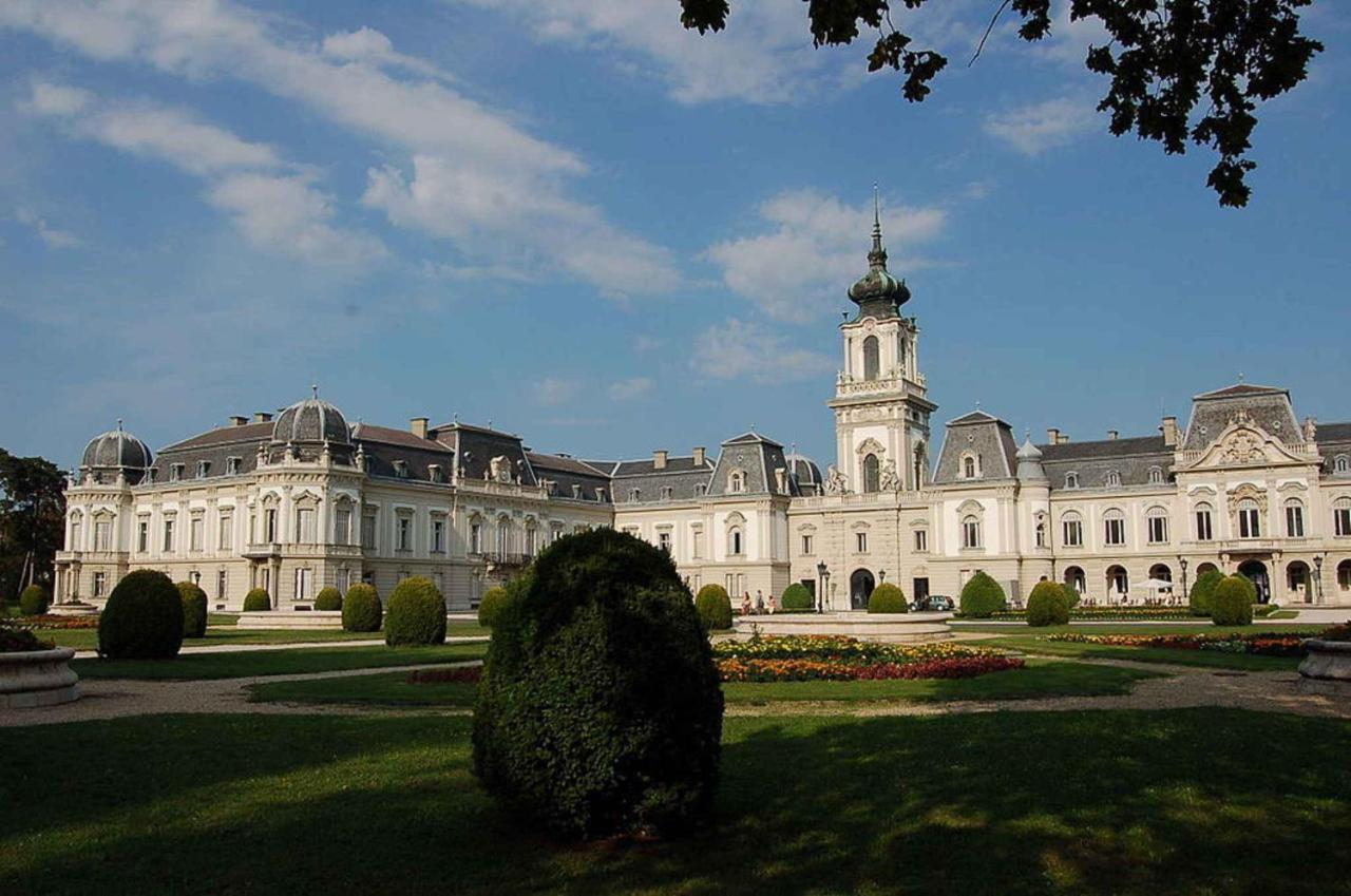 Holiday Home In Keszthely/Balaton 39648 Bagian luar foto