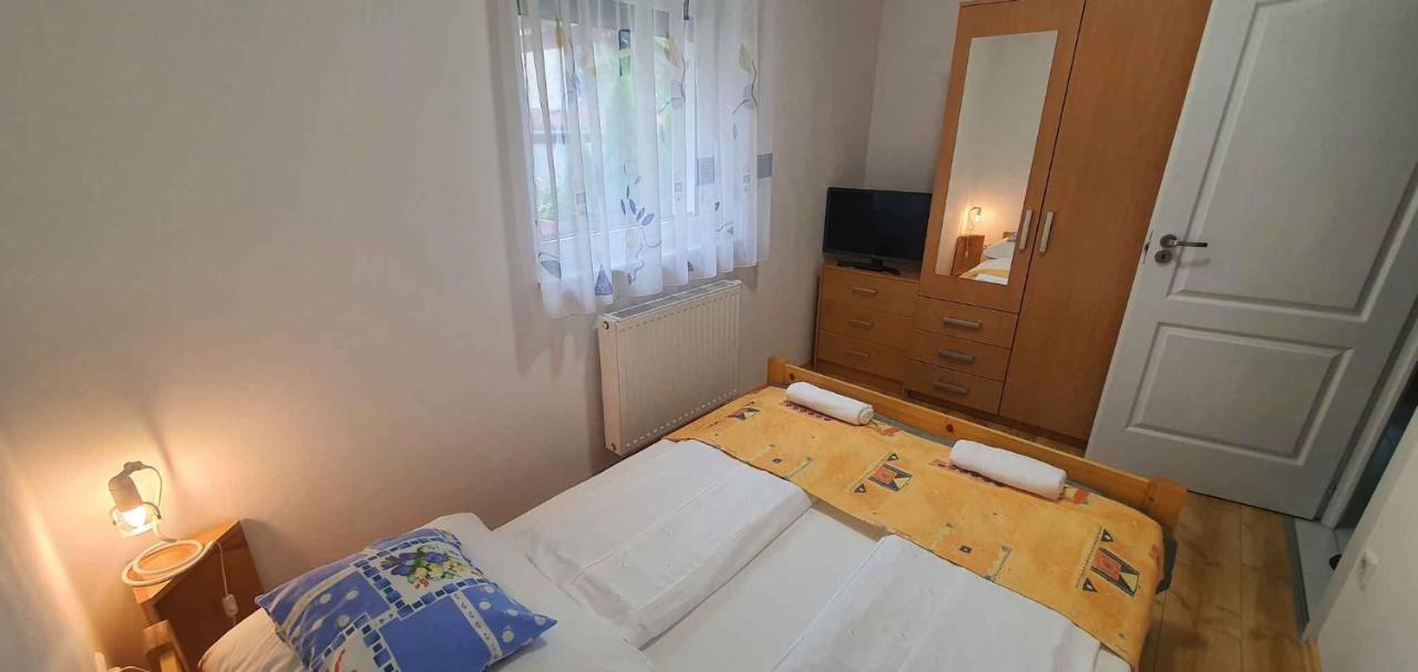 Holiday Home In Keszthely/Balaton 39648 Bagian luar foto