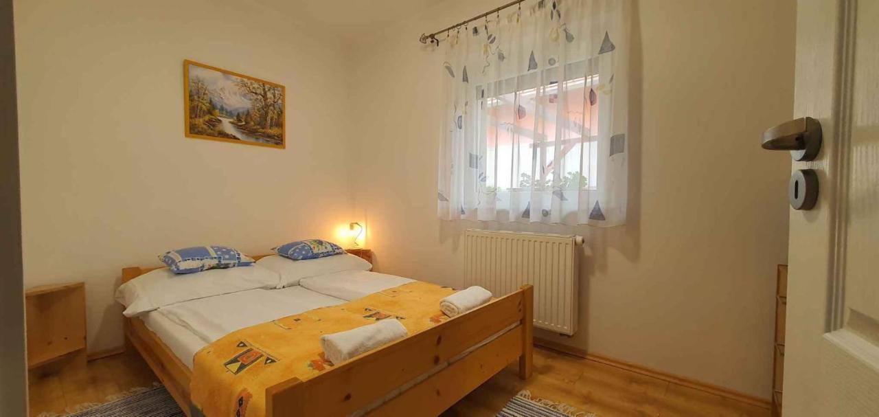 Holiday Home In Keszthely/Balaton 39648 Bagian luar foto