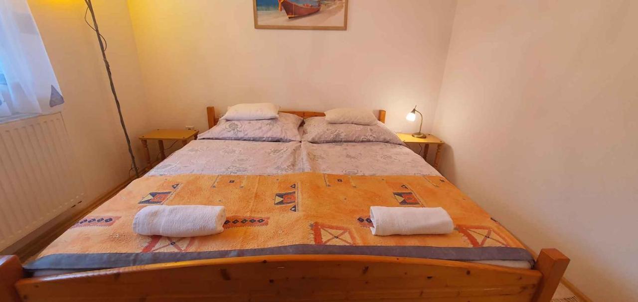 Holiday Home In Keszthely/Balaton 39648 Bagian luar foto
