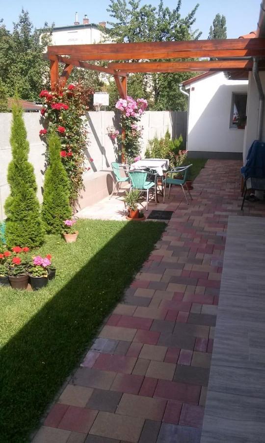 Holiday Home In Keszthely/Balaton 39648 Bagian luar foto